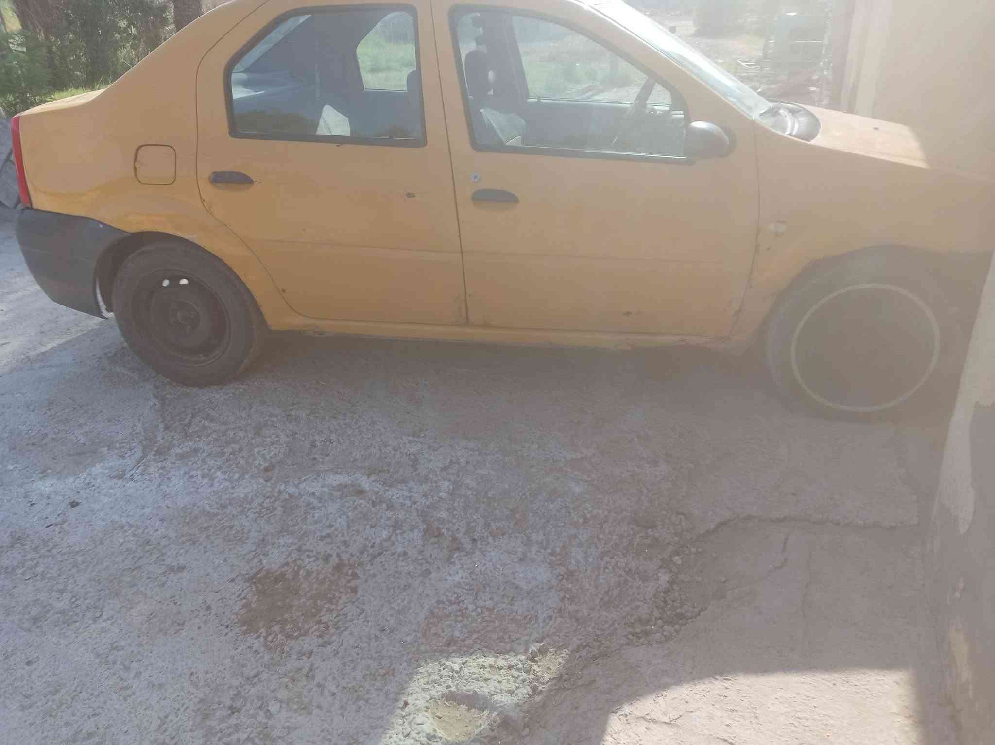 رينو ٢٠١٠ المكينه بيها بخار والباقي جاهز كير حداديه تخم تاير دواخل جديده السياره ناعمه رقم بغداد مكان السياره ديوانيه رقمي *********** ابيع اقساط اقساط ب١٨ وبيها مجال
