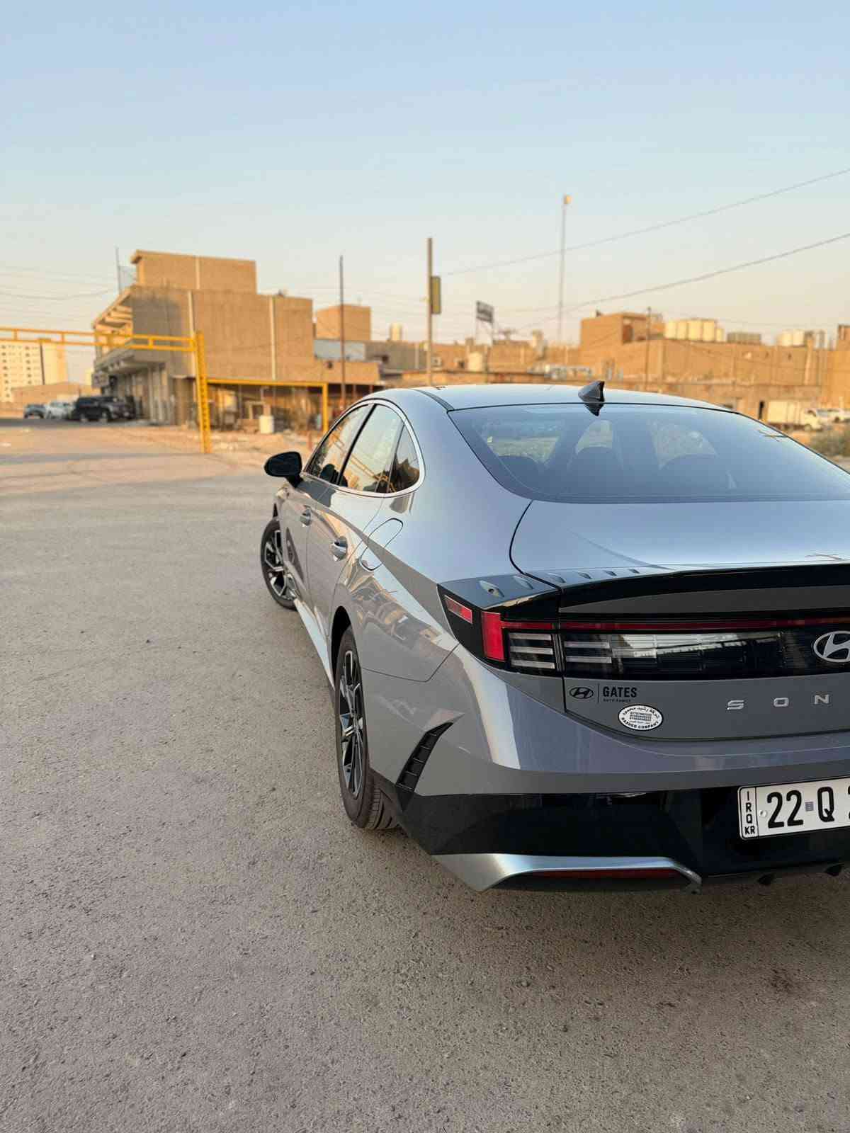 HYUNDAI SONATA 2024🇺🇸🇺🇸🇺🇸
حادث السياره دعاميه فقط
مكفوله من التعديل والبارد والتبديل والصبغ
 رقم اربيل تريد وكاله تحويل     
تسجيل جديد 
وترقيم جديد
مكينه2500  GDi
لون سمنتي مميز🩶🩶🩶
المواصفات 
بصمة دخول ذكي  
تحكم ستيرن 
رادار امامي مع تحديد مسار 
رادار خلفي 
رادار جانبي 
اوتو ستوب خلفي 
اوتو ستوب امامي 
شفتات ستيرن 
كشنات كهرباء وفول ايرباك 
كير تعليك 
حساس فتح جنطة الخلفية 
تشغيل عن بعد 
نظام خروج عن المسار 
نظام قيادة ذاتيه 

اوتو هولد 
هندبريك بصمة 
انظمة قياده  
كاربلي يدعم كافة الانظمة الهاتف 

كامرة خلفية دوارة
ويلكب حجم ١٨انج

نقط عمياء 
مراية داخليه تعتيم تلقائي 
شاشة تبريد تحكم كله لمس 
للاستفسار
واتساب او الاتصال *********** 
السعر 189 قفل قفل
مكان السياره بغداد زيونه بغداد, العراق
