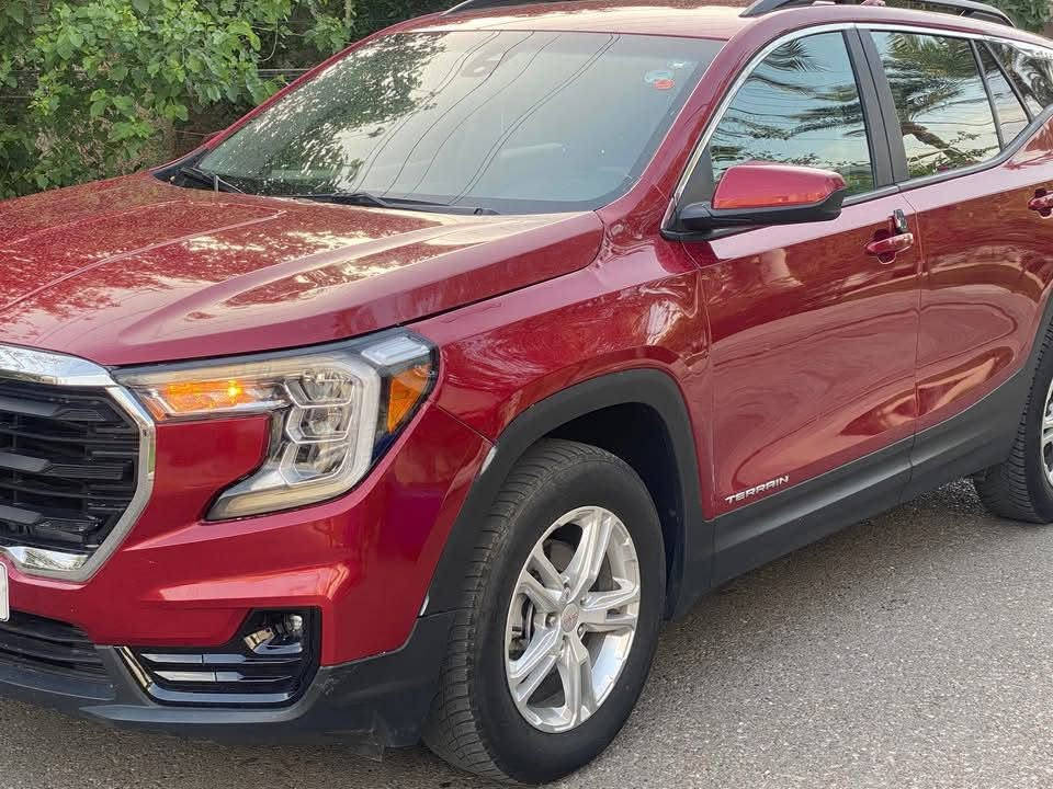 � للبيع GMC Terrain SLE 2023

🔴 اللون: أحمر
📅 الموديل: 2023
⭐ الفئة: SLE
🚗 سيارة مرتبة ونظيفة، استخدام شخصي، وحالتها ممتازة.

✅ فحص وتجهيز جاهز
✅ داخلية وخارجية بحالة جيدة
✅ السيارة تستحق المشاهدة والفحص

سنوية جديدة فحص هزة 
السونار موجود فقط قطعة واحدة البونيد 

💰 السعر: 180$ 
📍 الموقع: بغداد

📞 للاستفسار والتواصل: [***********]

للجادين فقط، السيارة متاحة للفحص
