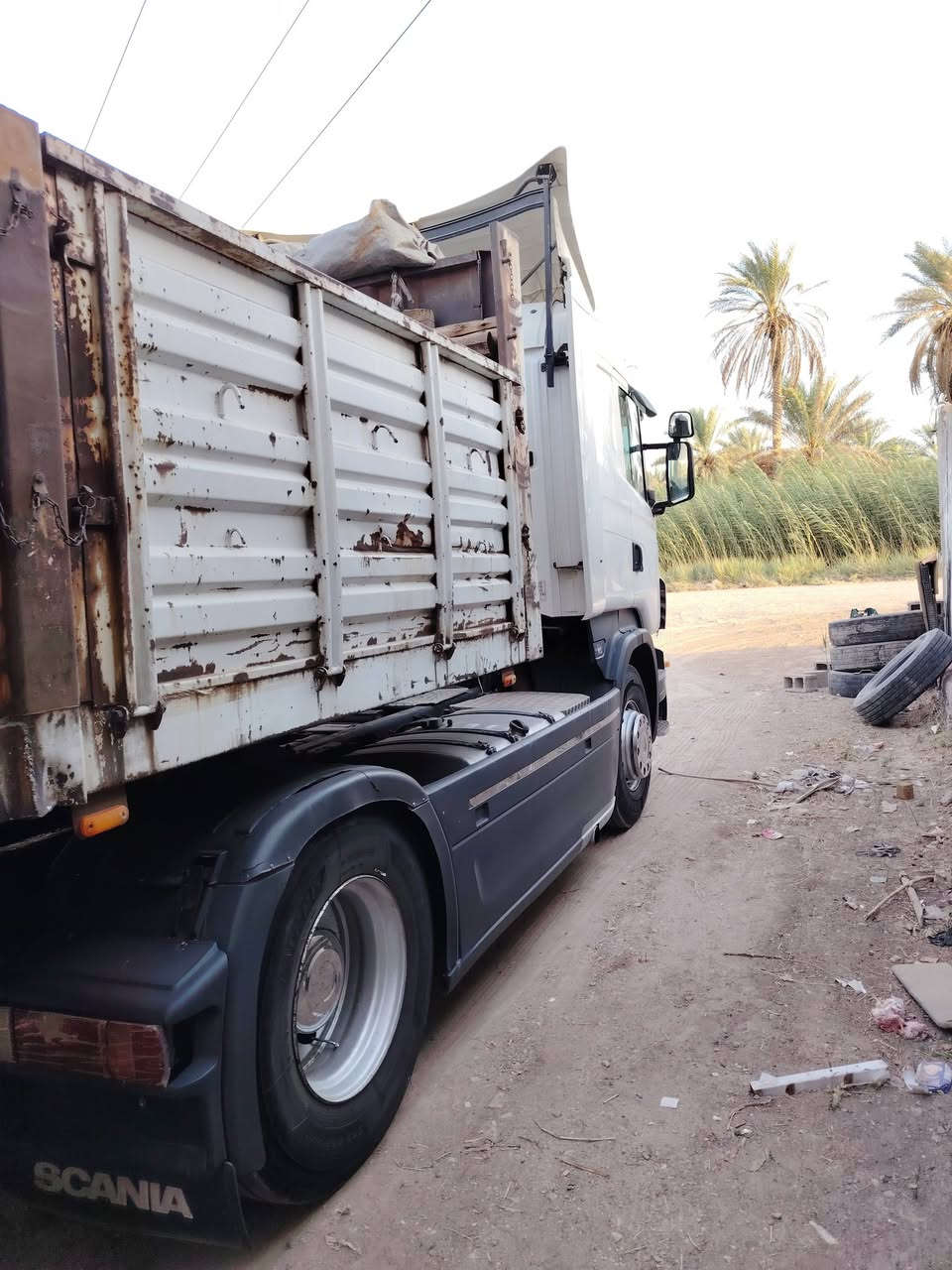 البيع سكانيه تك 2005مكفوله محرك420 انجكسن 4 خطوط كير اوتماتيك رتايدر مكفوله تخم تاير جديد عربانه غسان 2016سبرنك مكفوله كفاله عامه ***********
