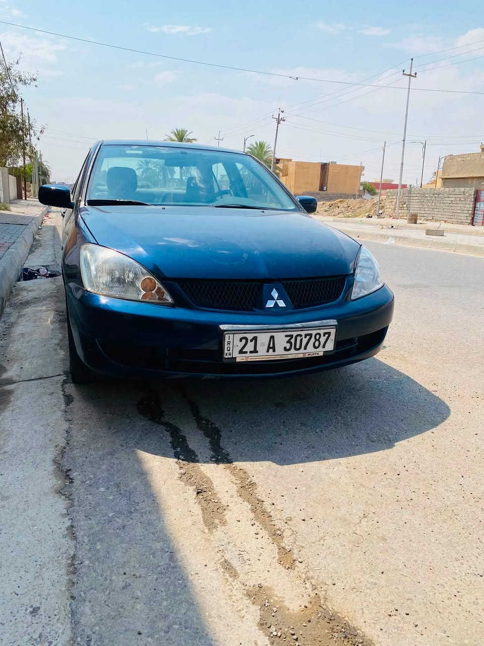 السلام عليكم ورحمة وبركاته…  مستيبوشي لانسر…2007  كير ومحرك شرط القبق الأسود المرغوب تبريد ثلج❄️… 
كهربائيات كله شغال وشرط … صبغ عام 
… الضرر جاملغ خلفي من جهه السايق … رقم سليمانيه دولي .. سنويه إلى 2029 تحويل ثاني يوم وكامل الرسميات 
عنوان السياره صلاح الدين بيجي … السعر المطلوب 65 
رقم الهاتف ***********
