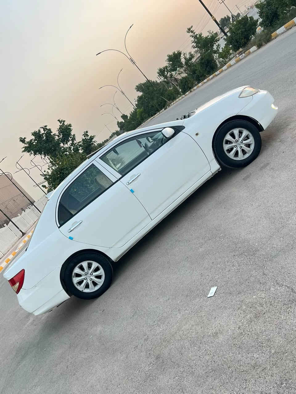 السلام عليكم 
بي واي دي F3  ٢٠١٢ سنويه ل ٢٠٣٠ وهزه جديده تحويل 
جاهزه مكينه وكير لانسر اوتو مكفولات 
تبريد ثلج حداديه وره وكدام تخم تاير وكهربائيات عام شغاله 
حساس خلفي شاشه وكامره وسنتر لوك 
مكفوله من ضربه وتبديل بيه رشات صبغ اثر اخياس 
ومنزل فيديو لسياره موضح بي كلشي سياره جاهزه شغل وطل 
سعره ٥٢ 
مكان سياره بناصريه 
*********** ت
