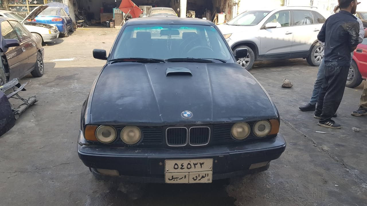 بيم 525 محرك كبس كير توماتيك
موديل 1990
رقم اربيل 
عليها غرامه 330الف تنقص من السعر 
سنويه ساقطه اوجهك مع الشرعي 
سعر 35وبيها مجال 
مكاني موصل
للاستفسار 
***********

*********** واتساب
