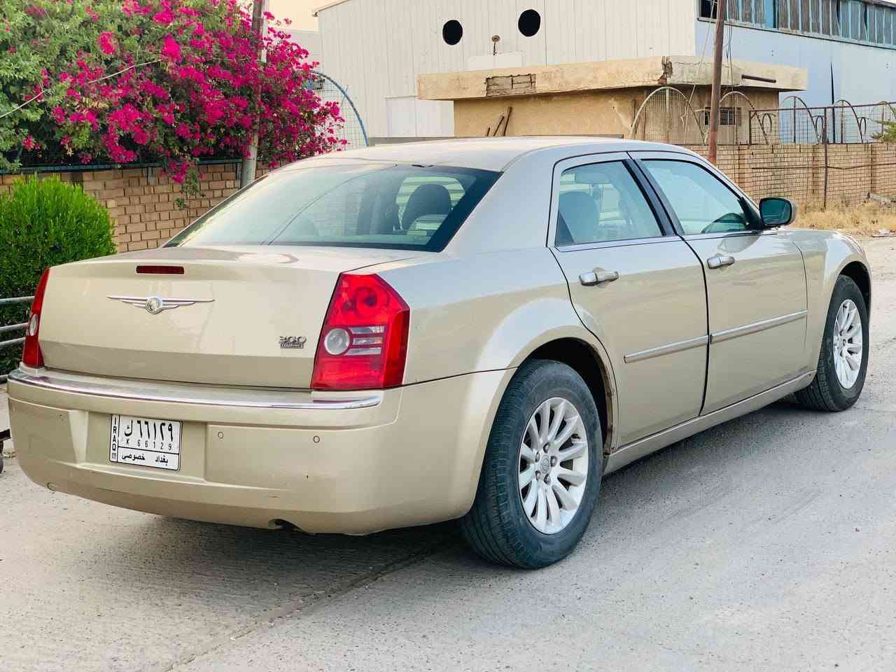 السلام عليكم
C300 للبيع 
موديل 2009 
لون شمباني 
رقم بغداد بسمي 
بدون حادث او صبغ (كلين )
سياره ع أيد وحده مال بيت 
استخدام قليل 
السعر 107 وبي مجال بسيط 
***********
