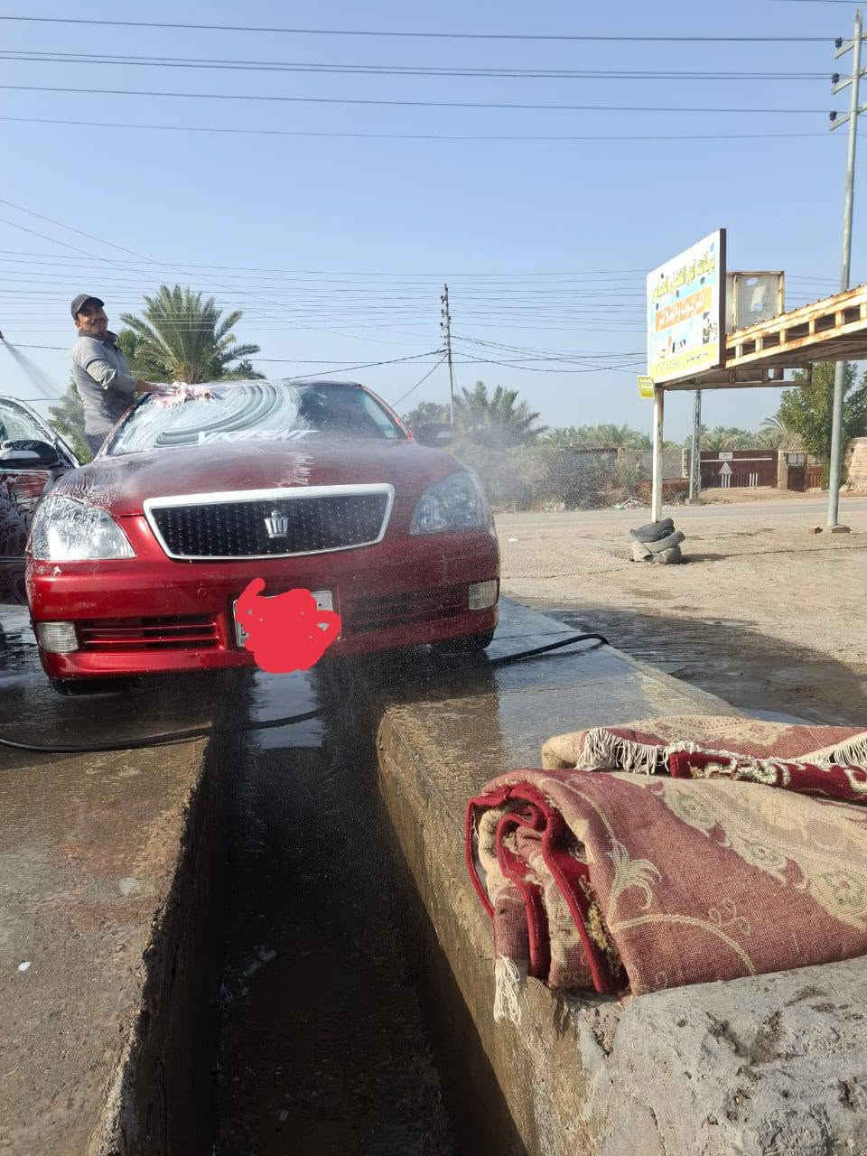 السلام عليكم
شاهينه 2005 

  شاصي 82

سياره جديده كفاله صبغ فتح ضربه تبديل 

سياره جديده كارتون تبريد ثلج تخم تاير حداديه 100/100

تبريد قطعتين شغال ثلج

برده خلفيه    

كشنات كهربائية 4

سياره كركوك مدفوع كمرك وظريبه باقي بس على رقم    

 سياره 4 دكم لون احمر عنابي

مكان سياره كوت رقم *********** 

السعر105وبيه مجال قليل وانا خادم
