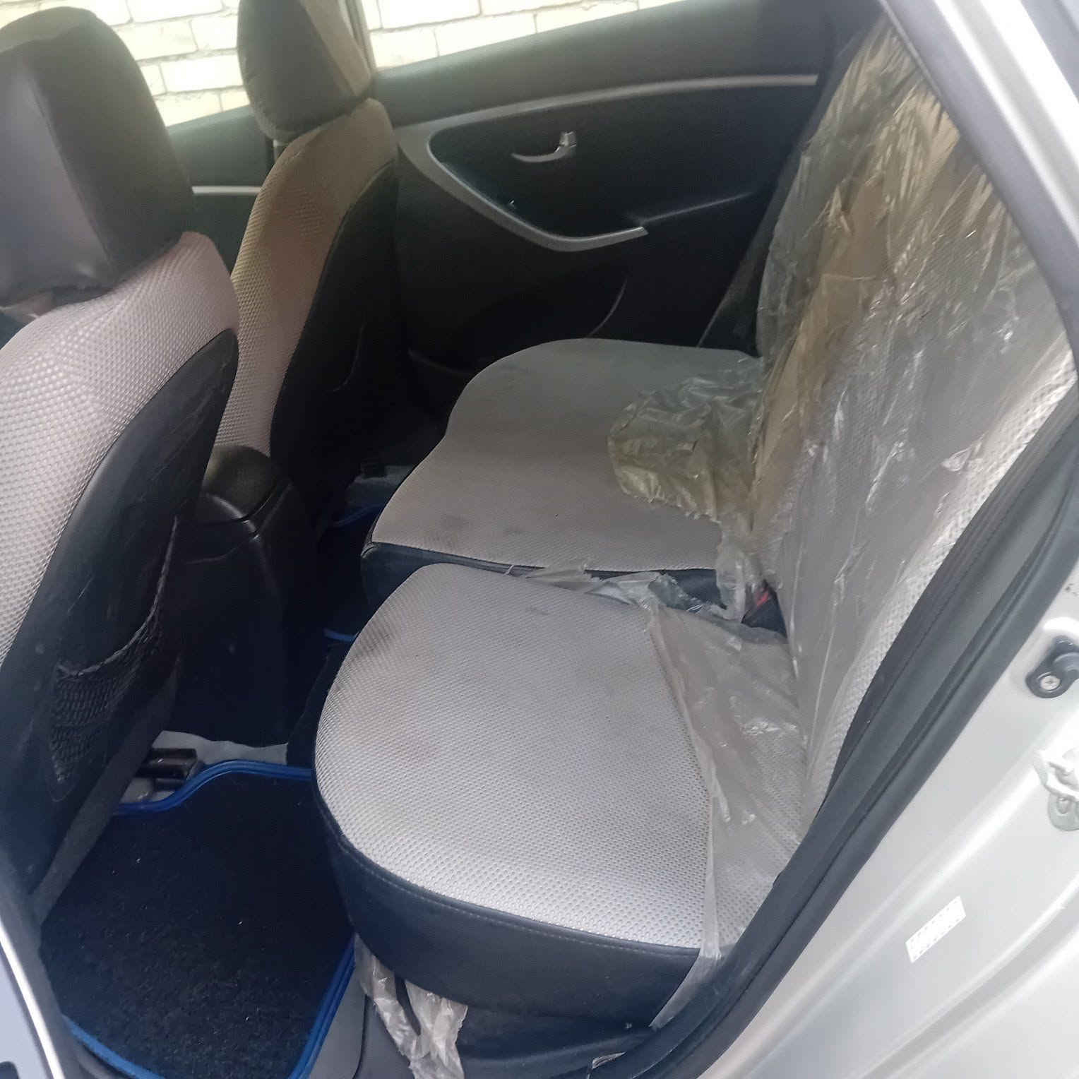 النترا هاج باك  موديل ٢٠١٦   رقم انكليزي   بيهه طخات  وبيهه صبغ ابيع حزام  السعر  ٨٢    وبيهه مجال حك الجية فقط  مكلف بالنشر الاتصال عالرقم  مكانهه بغداد  ***********
