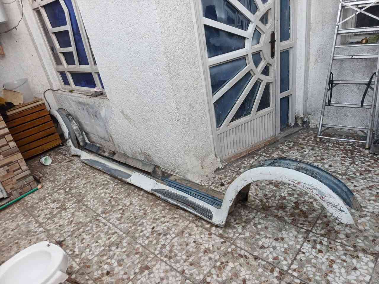 السلام عليكم من رخصت الادمن للبيع مودل كت مال سياره سفانه زوج يمنه + يسره كامل نضيف سعر 150 الف وبيه مجال مكاني بغداد متواجد عل خاص
