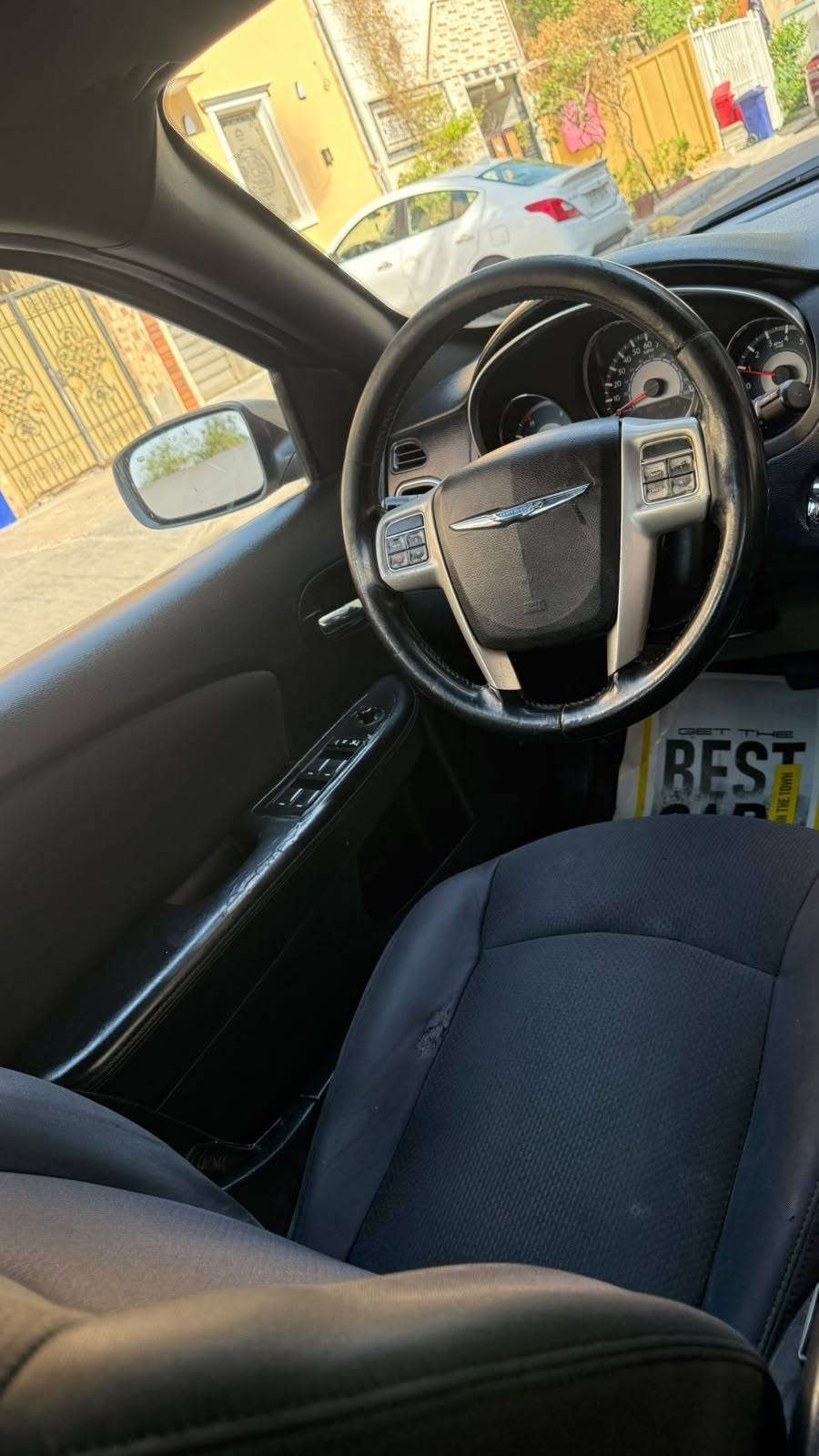 كرايسلر C200  موديل 2013 مكينه 2400 
سنويه بسمي العنوان شارع فلسطين
تبريد ثلج ❄️ (السعر 68) ***********
مكينه كير خير من الله 
حداديه تخم تاير باتري تراي نعمه 
 كهربائيات كلشي شغال بلسياره اوبلخير علياخذه 
سونر مرفق بلصور
