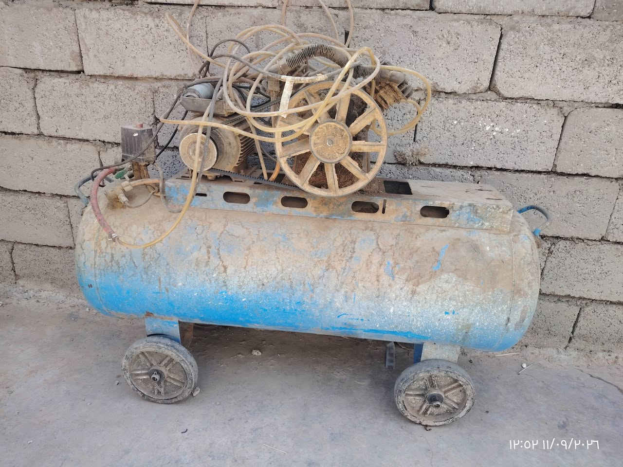 غراض معمل نجاره
للبيع مكينه سوريه
منشار عمل 
دريلات كتر فريزه كمبريسر فخات معمل كامل
مكاني تاجي باب الاول
*********** واتساب

نص مكتوب في الصور:
- ١١:١٣ ١١/٠٩/٢٠٢٦
- ۱۲:۵۲ ۱۴۰۱/۰۹/۲۰
- ١٢:٥٣ ١١/٠٩/٢٠٢٦