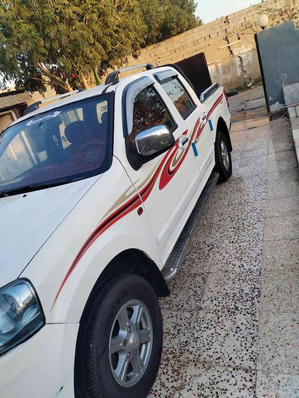 تحيه طيبه كريت ويل 2014مكفوله من كلشي فقط خياسات ملكطه بسيطه رقم واسط انكليزي جديد سنويه جديده تبريد صدر جديد مابيهه اي نقص مكينه كير مكفولات لسعر ٧٥وبيهه مجال للستفسار ***********مكاني كوت

