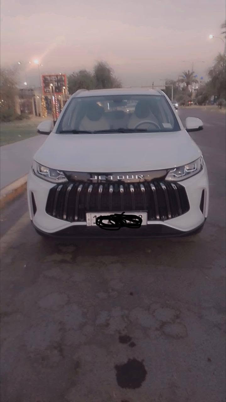 سيارة جيتور x50 موديل 2026 رقم بغداد حرة بأسمي مكفولة عدا كم شخط مصلحات فول مواصفات و هي معروفه مواصفاتها من حساسات و رادارات و بقية الامور سيارة جديدة بمعنى الكلمة على وضع الشركة موقعها بغداد م الصدر قطاع 10 سعرها 22 مليون بيها مجال بسيط للشراي
ما اجاوب ع التعليقات الاتصال على الرقم 
‏‪***********‬‏ بغداد, العراق
