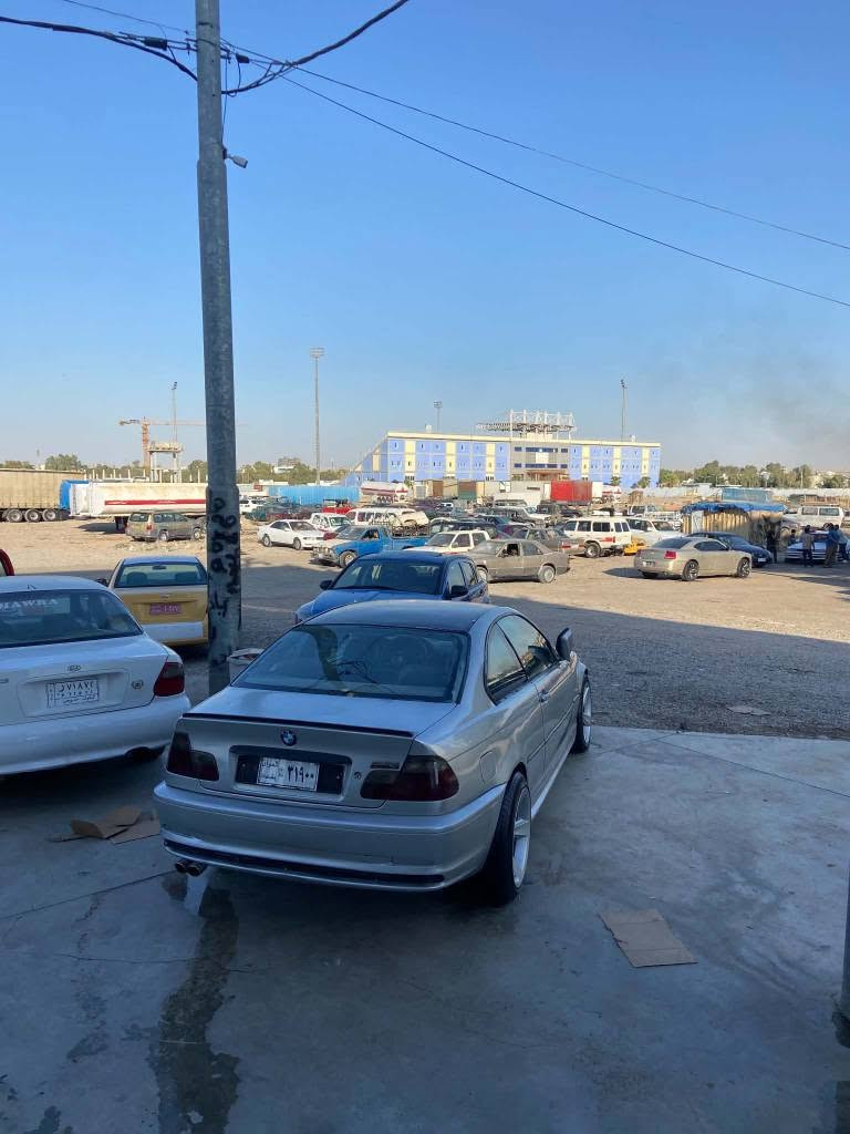 bmwمۆدیل200سەیارەکە ساقە کۆد و بارکۆد  گیڕو مەکینەی بەشەرت گیڕ تۆ ماتیک مەکینەی کەپس28 چوار تایەو ویلی لۆکی لەژیرە کارە بایاتی بەشەرت لایتی زینۆن ئایپات تەقەو ڕەقەی بەشەرت گۆڕینەوەیش ئەکەم لەسەر دڵ گرتن سعری28گەڵا ژ.م*********** كالار, السليمانية
