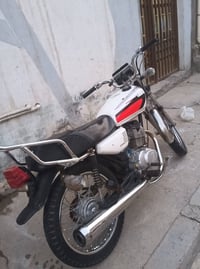 تايكر • اوراق • مجال قليل