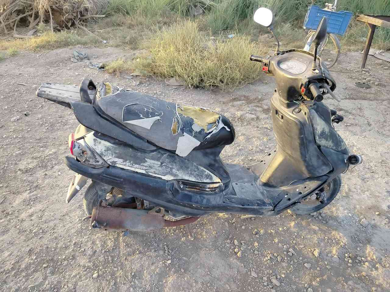 السلام عليكم دراجه فراشة YAMAHAللبيع السعر 250 وبيهة مجال كلشي شغال هندر وسلف  هورن لايتات  عداد البانزين شغال فقط عداد السرعة غير شغال للاتصال بالرقم  او خاص العنوان ديالى الاسود قرية البدوانيه 
***********
