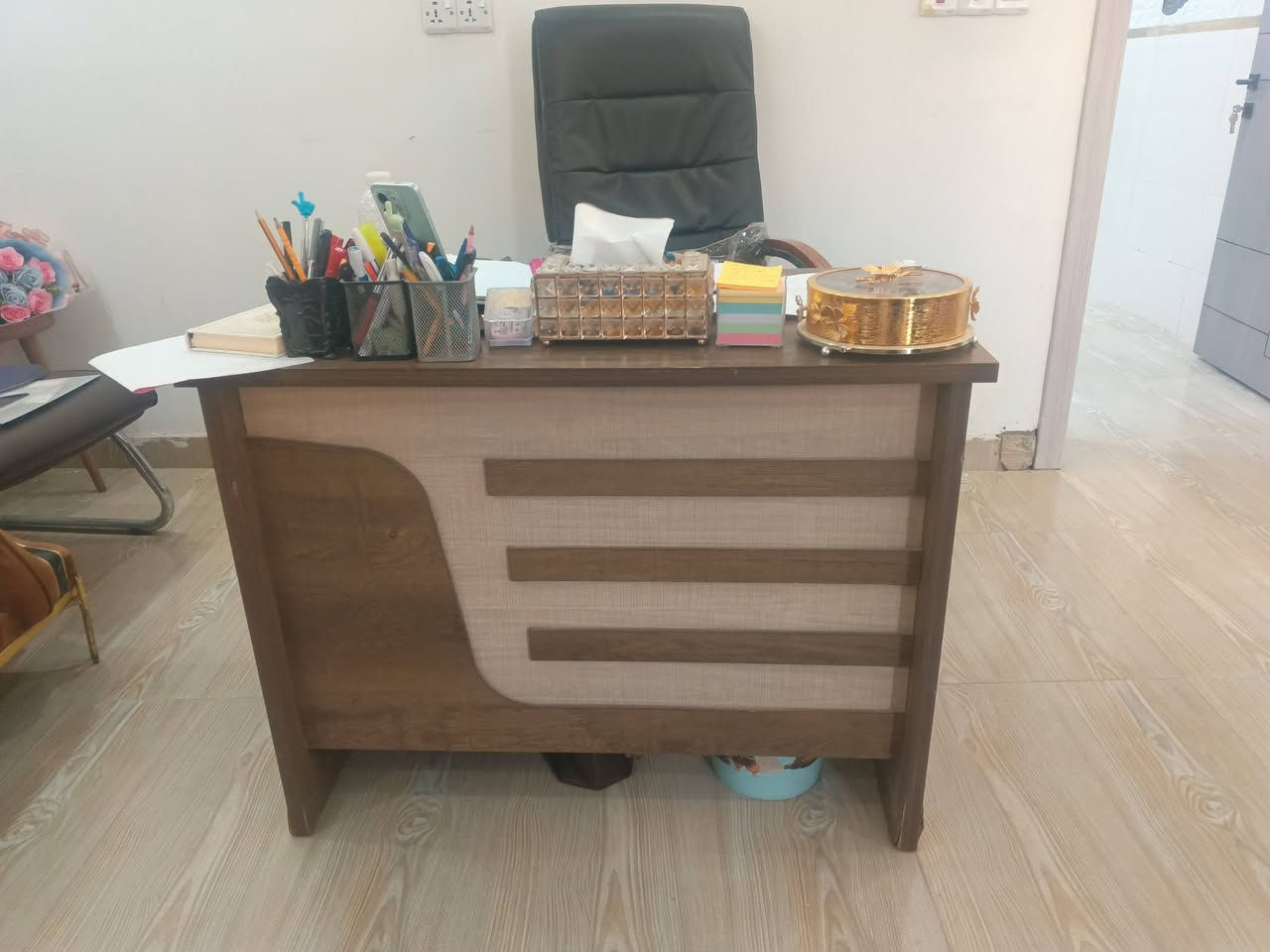 مكتب جديد • الدوره