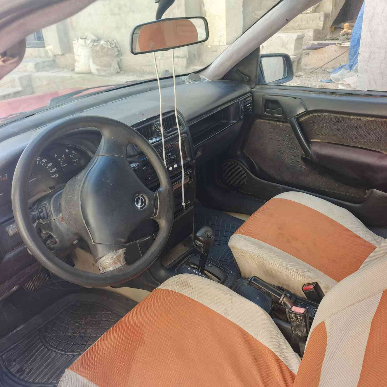 اوبل فكتره مكينه حجم ٢٠
سنويه ورقم دولي هزه جديده
 أصل تبريد. محرك لا تنقيص لا تبخير
عليها ادامه كامله ارفلو ونوزلات وبلكات
مكاني بعقوبه التحرير
***********
السعر ٢٥ وبيها مجال بسيط
