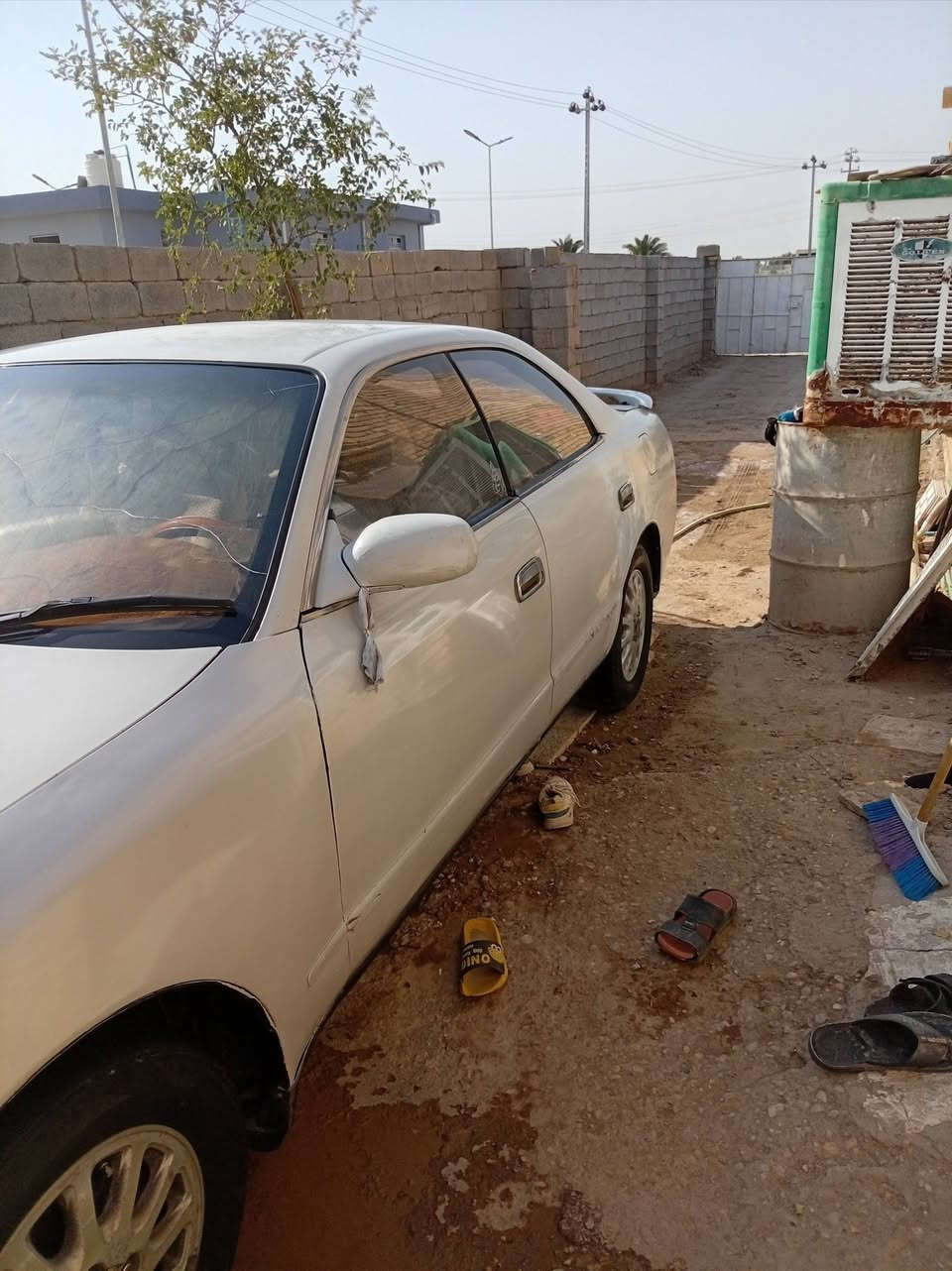 سياره شيزر موديل 94 رقم ديالى بسمي سنويه نافذه سياره جاهزه مكينه وكير  VVT ثنين ونص جديده توني شاده تحويره كامله مكفول من نقل وكص تخم تاير جديد تبرد غاز لان غيرت مكينه  حداديه كله محوره مال ملكه عربانه  جديده كهربائيات شاغله عنوان شطره رقم *********** السعر من الخير 55 ورقه كشانت ملكه
