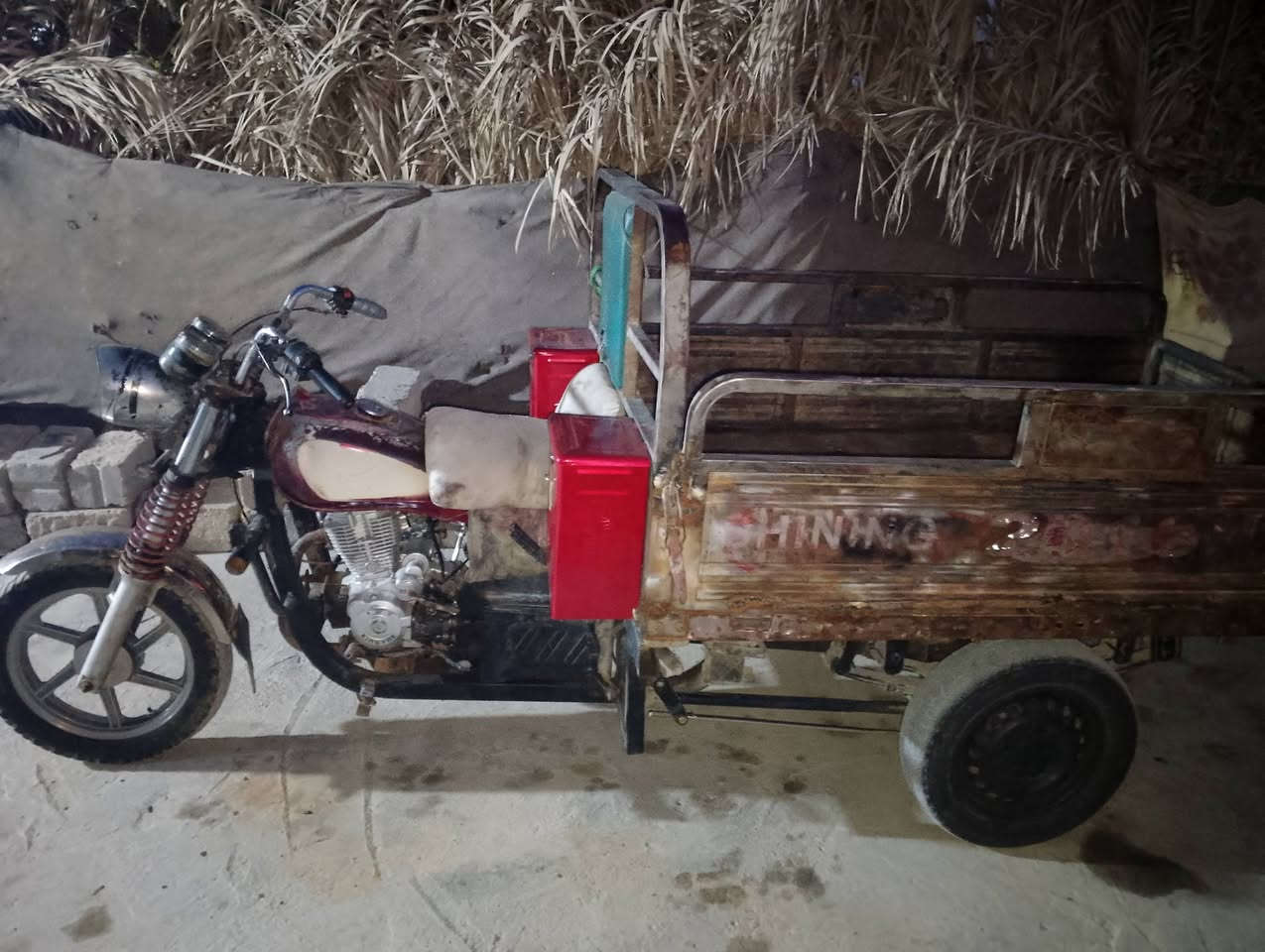 للبيع ستوته جمره ٢٠١٧ محرك ٢٠٢٥جديدستوته أوراق اصوليه مكفوله من الحيم جاهزه للعمل عنوان بابل ابوغرق سعر الشراي يتصل يدلل ***********
