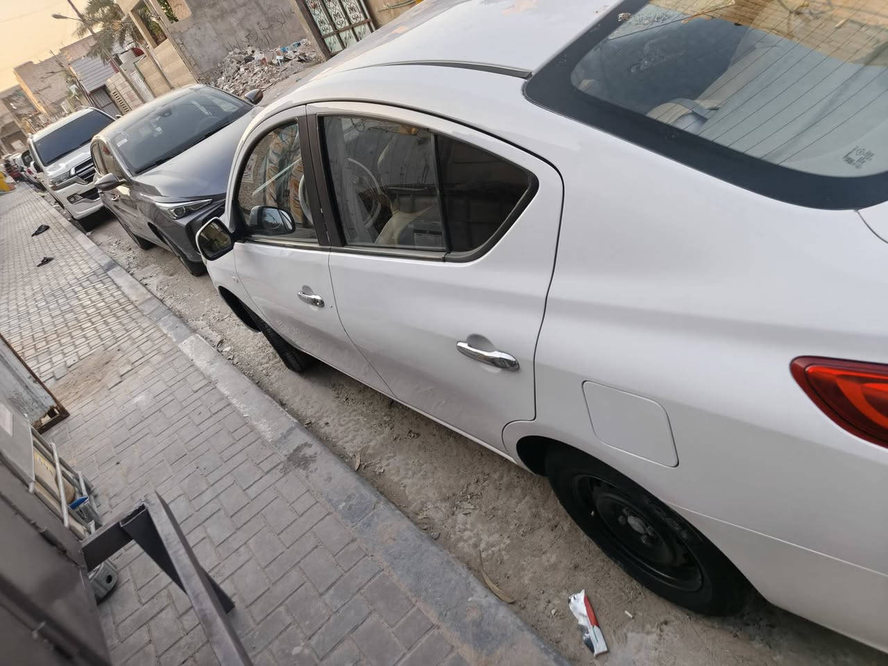 السلام عليكم سياره نيسان سني هندي للبيع
مديل2020 كفاله عامه عده طخات بسيطه شوف العين سياره حلوه ع الابلاد برغي ما مفتوح مكينه وكير كفاله ما مفتوحات مكان السياره البصرة القبله قرب البريد رقم الهاتف *********** تحويل وكاله عامه السعر 102
