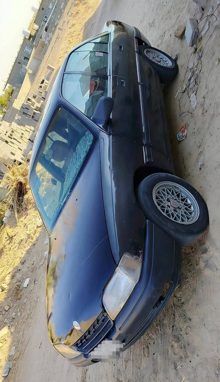#للبيع ... اوبل اوميگا موديل 92 محرك 2.0 وكير عادي
الرقم انبار.... سيارة خير من الله كير ومحرك بشرط مصبوغة عام .. مكان السيارة عامرية الفلوجة #السعر_23 $
#للتواصل الاتصال على الرقم *********** ويوجد واتس اب
