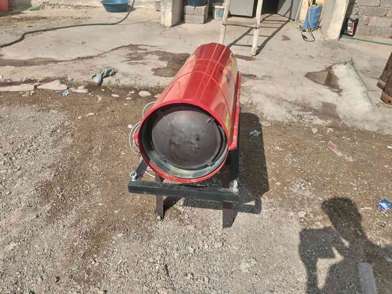 ألسلام عليكم اخوان.. بويلرات للبيع. بويلر الحمره يشتغل نفط و غاز.. سعرو 925 و بيه مجال.. و الثاني بشتغل غاز. بس.. سعرو 325 و بيه مجال.. شرط جديدات مشتغلين بس يومين.. المكان برطله.. الرقم لل تواصل ***********
