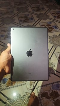 آيباد ٩ • ٢٥٦ • قفل ايكلود