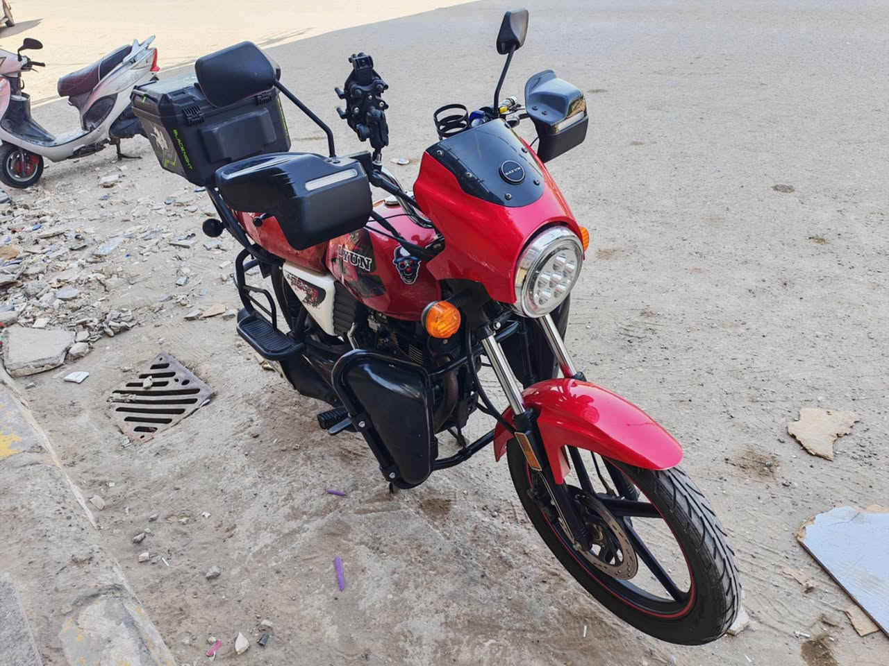 اخوان سلام عليكم دراجه دايون موديل 23 اوراق اصولي جاهزه لترقيم   محرك 200cc دراجه عله وضع شركه ما مجيوس بيه برغي شرط  ماشيه 8000   مكان ناصريه قضاء شطره ***********  سعر 1700 وبيه مجال اخوان ما متواجد عل خاص ال شراي يتصل
