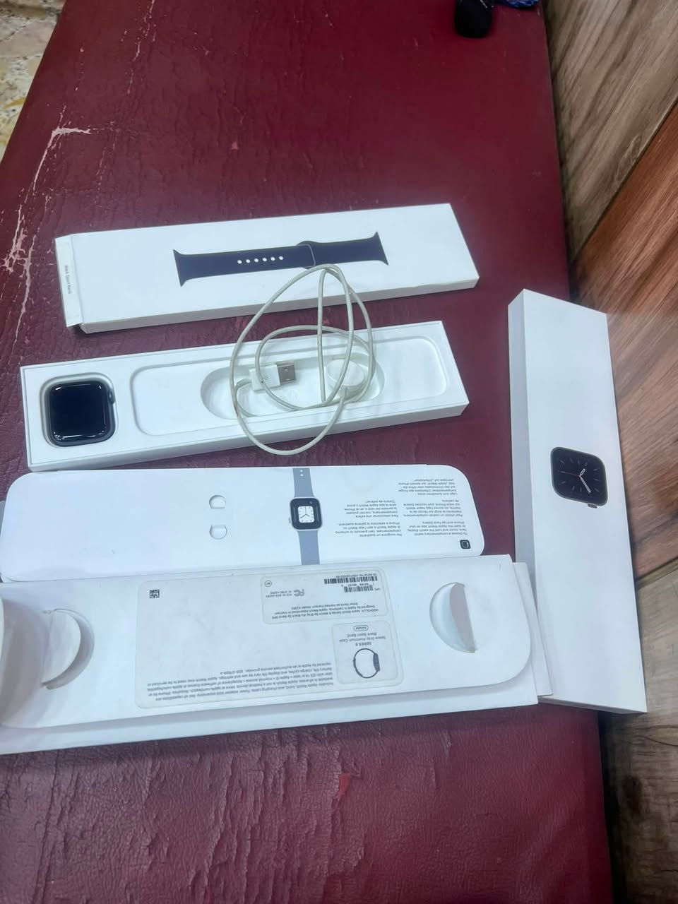 ساعه البيع بطاريه ٩٧
ماستر ساعه وجديد جيل ٦
ساعه مكفوله شخط ما بيه
ساعه جديد ***********
توصيل م٥ موجود جميع
محافظات السعر ٦٥اوبيه مجال
