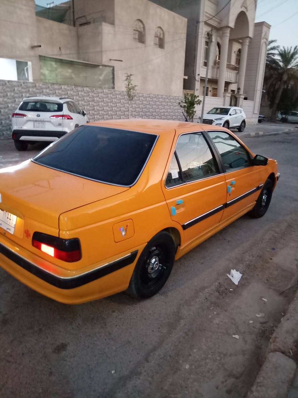 سلام عليكم بيجو بارص موديل 2023 محجوزه رثم مثنئ كفاله عامه كير ومكينه تبريد ثلج بس بيها بارد قليل كد اصبعين ماشيه 130 دوشمة عام ارضيه وكشنات وبطاين وتنته تخم تاير سياره جهازه ع اخر حبايه كلشي ما ناقصها مكانها كوت وسعرها 65 وبيها مجال اللاستفسار اللتصال ع رقم ***********
