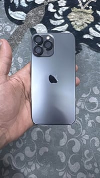 آيفون ١٣ برو ماكس • ٢٥٦ • بطاريه ٦٥