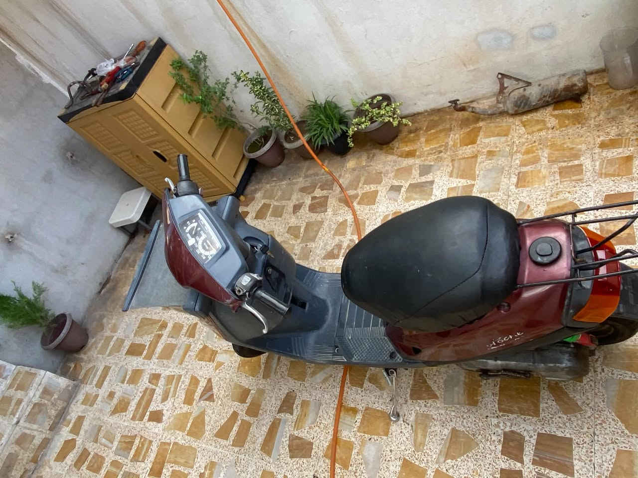 سلام عليكم ماطور بزون للبيع مكينه شرط تحريكه معد ل شاصي شرط ما مكسور وايرمنيه  صوت اكسن مابي كابريتا جديدا كزوز جديد كلجات ماطورجاهز مكينه شرط صوتا ناعم سعر 225وبي مجال قليل***********//***********كورك بي واتساب
