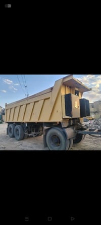 شاحنة • للبيع