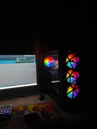 عندي هاي pc للبيع  مواصفاته  معالج AMD R5600x كارت شاشه   RTX 3060  12...