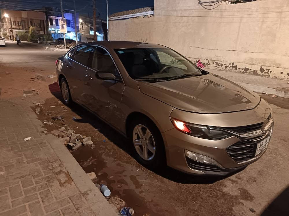 ماليبو مديل ٢٣ سياره جديده كلش مكفول من الصبغ والتبديل بيه بارد شي قليل بل بنيد ومدكر أمامي سياره تحويل بصره بسم صديقي ماشيه ٤١ الف فقط السياره جديده سعر ١٠٥ رقمي *********** البصرة, العراق
