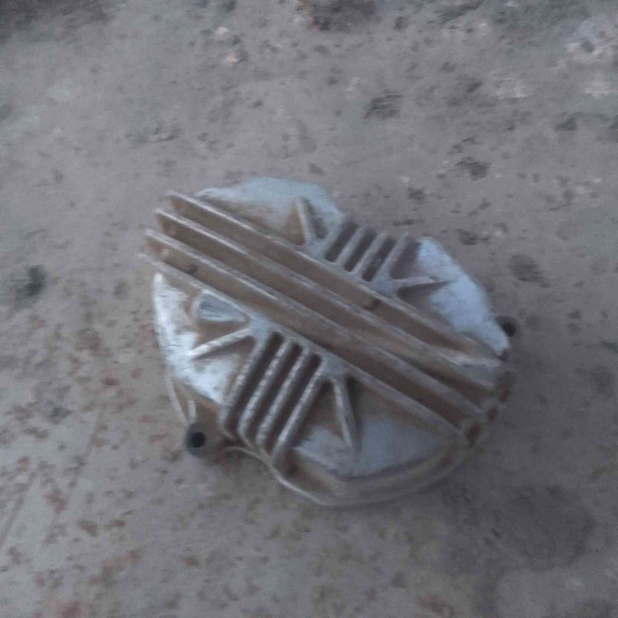 البيع كلمن وسعره مكان مدينة الصدر الربع ميه دار ***********
