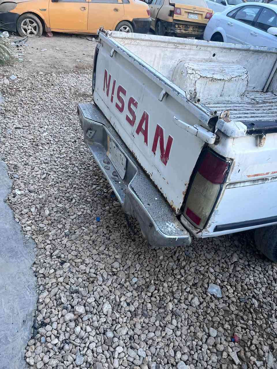 نيسان بيكب • ١٩٩٣ • اوتوماتيك
