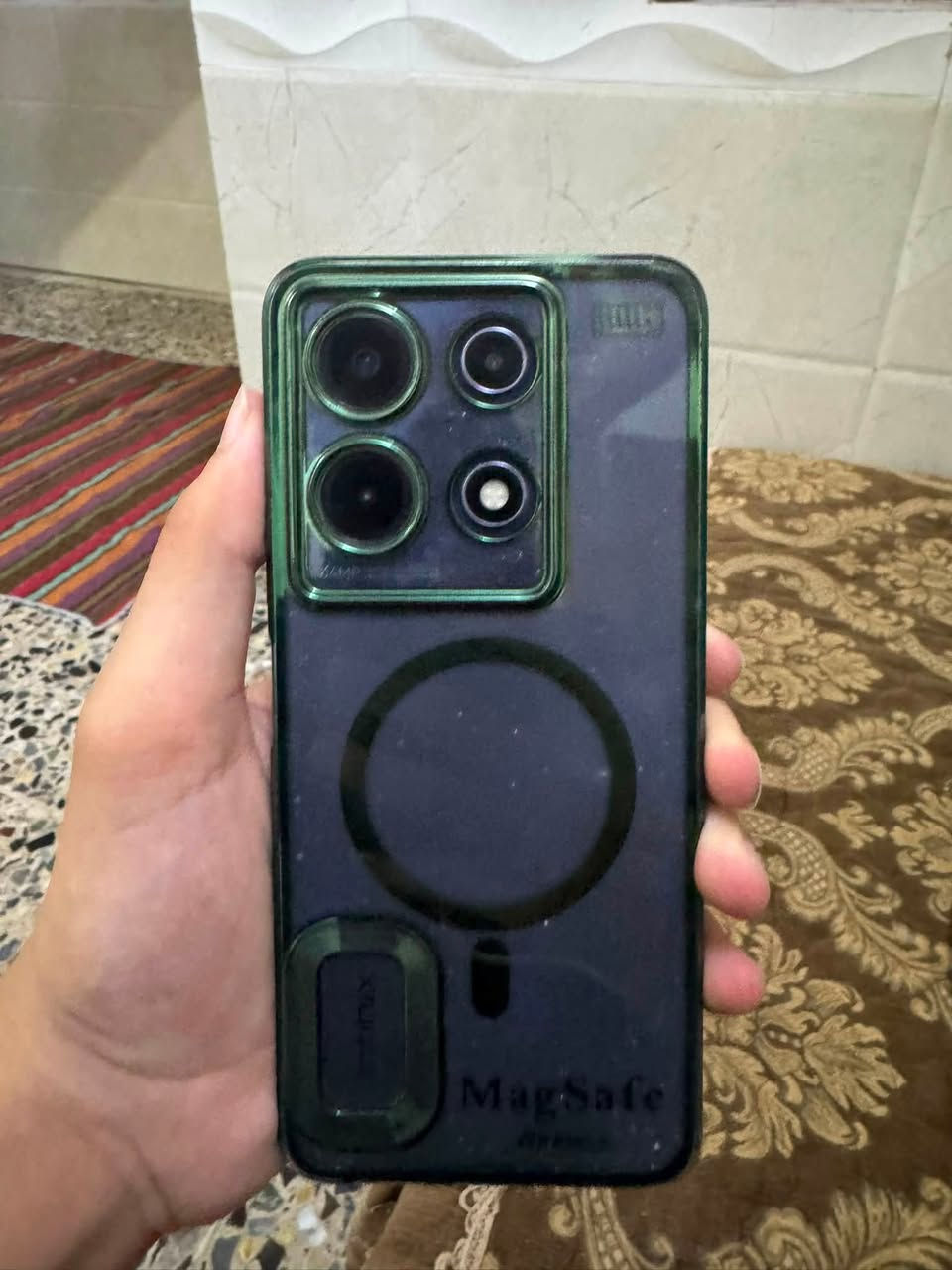 انفنكس نوت 30 ذاكره 256 الجهاز مكفول  فقط ثلمه بسيطه بالظهر ما مئثره ابد ملحقاته كامله للبيع او مراوس بجهاز سعره 165 وبي مجال مكاني نجف متواجد خاص رقم ***********
