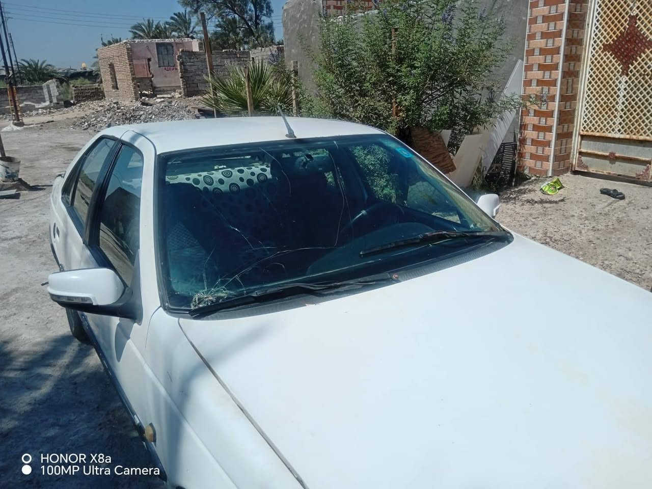 بيحو 405 موديل 12 رقم انكليزي ميسان سنويه ل 28  محرك جديد ضفيره جديده عقل جديد مكان العماره  ***********
