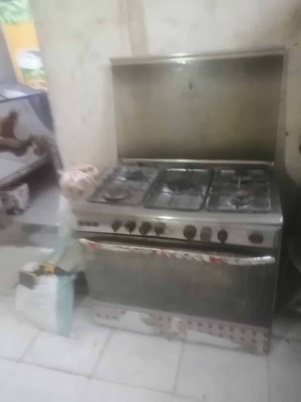 طباخ خمس عيون كل شغل عيون وفرن ب90 بيه مجال ***********
