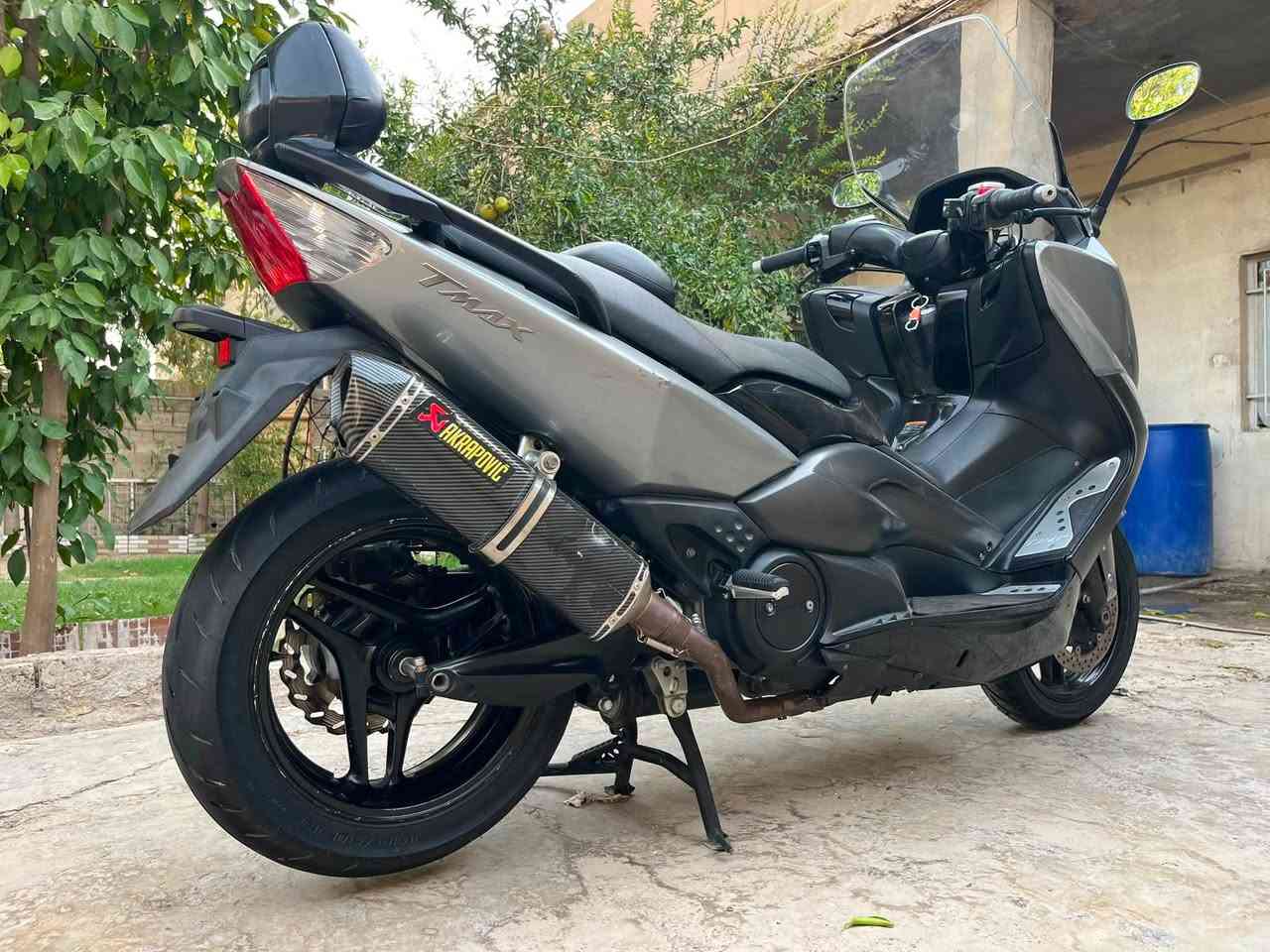 Tmax 500 2011
دراجه مكفوله من كل النواحي 
تدفه يدات 
تجوه اصليه 
كلج مالوسي 
صالنصه رياضي 
زوج تايرات جديد
ممشاه  46 km 
عنوان بغداد 
***********وتساب
***********📞
