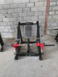 متوفر  جهاز سحب منحني الظهر  للتواصل ٠٧٧٠٩٨٣٥٨٥٨ / ٠٧٨٠٤١٩٨٠٨٥