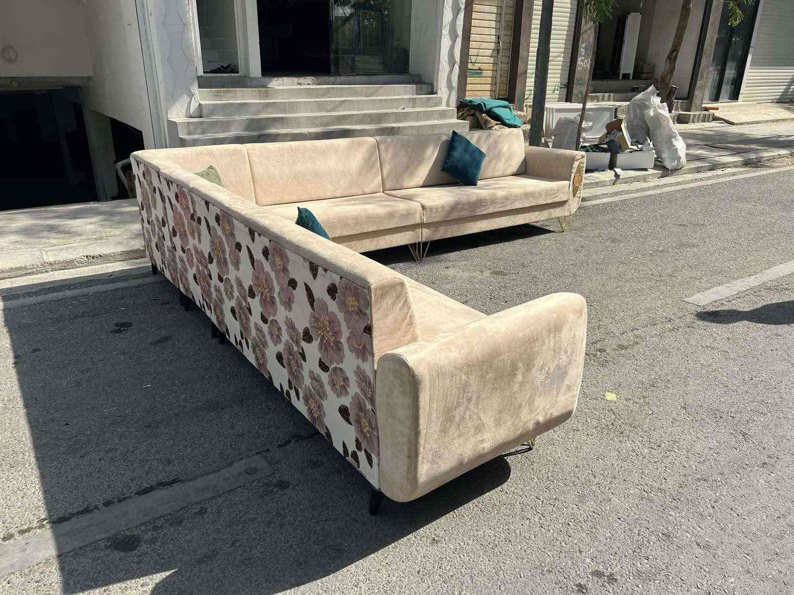 بؤ فروشتن
***********
