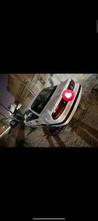 سيارة برنس ٩٣ ابيض للبيع رقم كربلاء شغاله مكينه جيده كير عادي بيها بعض...