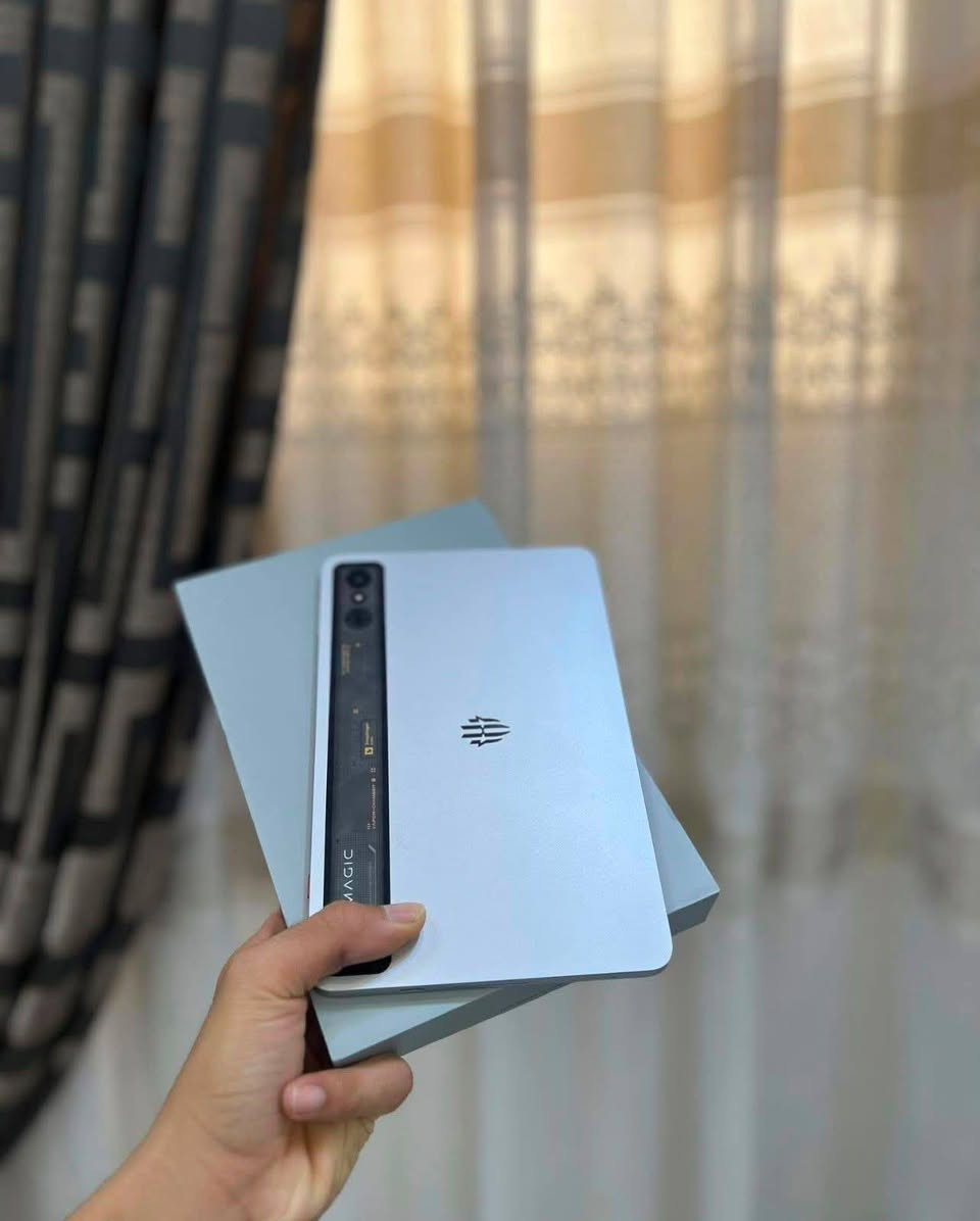 سلام عليكم
جهاز ريد مجك استرا

ذاكره 256   

يدعم 165فريم  
السعر 850 وبي مجال بصيط 

مكان بغداد  ***********
