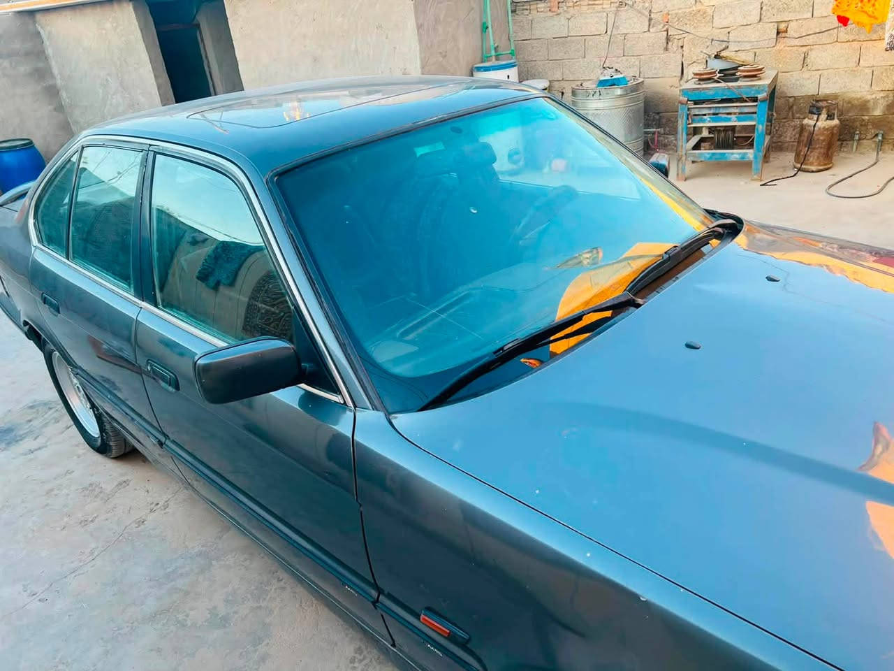 بي ام ٥٢٥ • ١٩٩٢ • رقم بصره