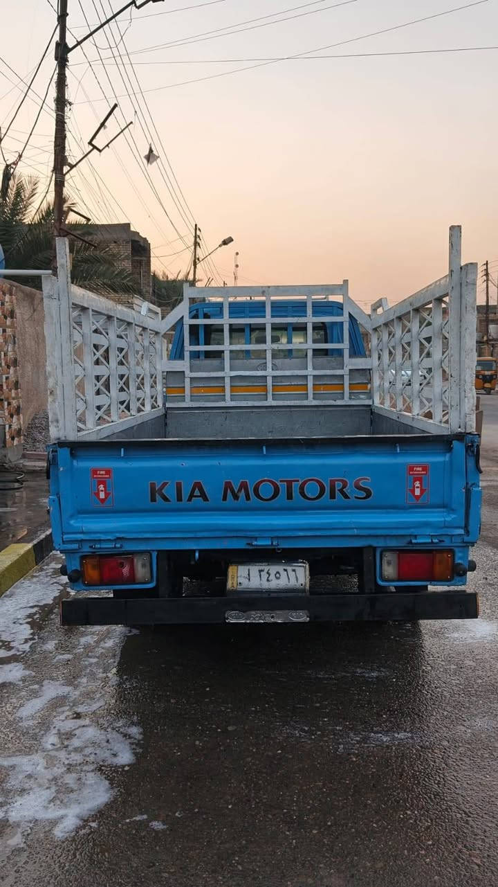 لسلام عليكم كيه حمل للبيع بنكو موديل 1996 رقم ديالى مشروع وطني مكينه وكير واكسن وحداديه وشاصي وكهربائيات كفاله عامه وصبغ جماليه سياره نظيفه وترايك وين ما يعجبك والسعر والاستفسار على رقم *********** الحجي ابو رضا
