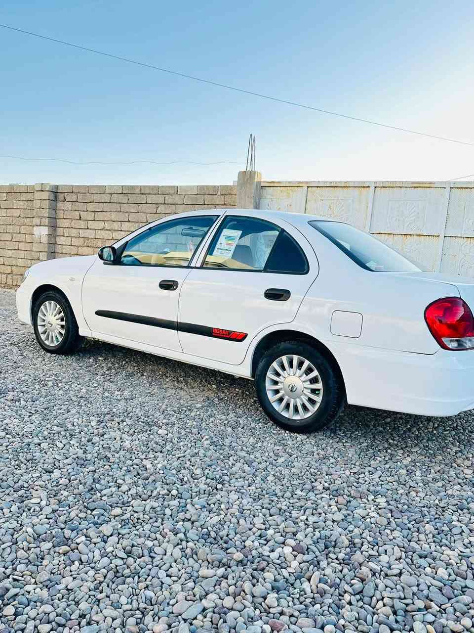 السلام عليكم للبيع 
نيسان صني 2010 سعودي 
مرشوشه عام تغيير من تكسي الى خصوصي 
رقم أربيل هزه وسنوية لل 2031 
محرك اسود المرغوب 
كير عادي محرك وكير شرط 
صدر جديد 
لايت زنون ابيض 
ويل كب كروم جديد 
سيارة جاهزة مال جناي 
السعر 67 وبيها مجال 
الاتصال /***********
العنوان بيجي البوطعمة
ملاحظة مكلف بالنشر
