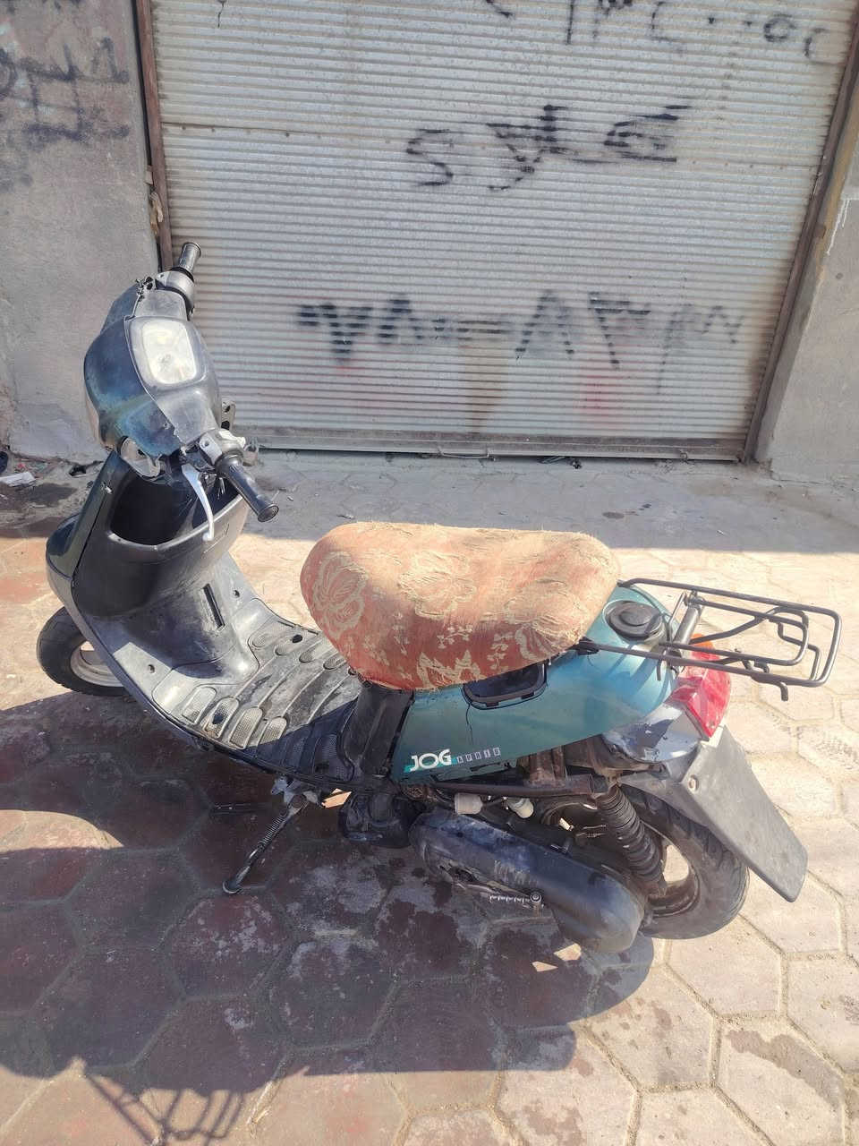 دراجات للبيع
بتره شغاله صالنصه اصليه مكينه ناعمه سعر 100
منغولي مكينه خرسه شلعه تخبل سعر 175 
مكاني ناصرية رقمي ***********
