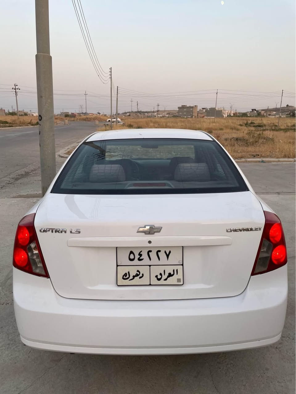 بو فروشتن شوفرليت موديل 2009 گير توماتيك دوو پارچه و دوسةي سبوغه قنجيكي سةر لايتي هةيه پشتي كةپسه گيرو مةكينه بةشرت تةبريت بةشرت تةقه و رةقةي بةشرته تةخم تايةي نويه تةخم بني نويه سيارةكه زور جوانه بي مسروفه يةك دينار مسروفي نيه تحويل و وةكاله و غرامه بةشرته 350 هةزار غرامةي لسةره پاش مامةله دةيگةرينةوه سعر 68$ مجال بو زانياري زياتر پةيوةندي بكه به ز.م *********** اكر, نينوى
