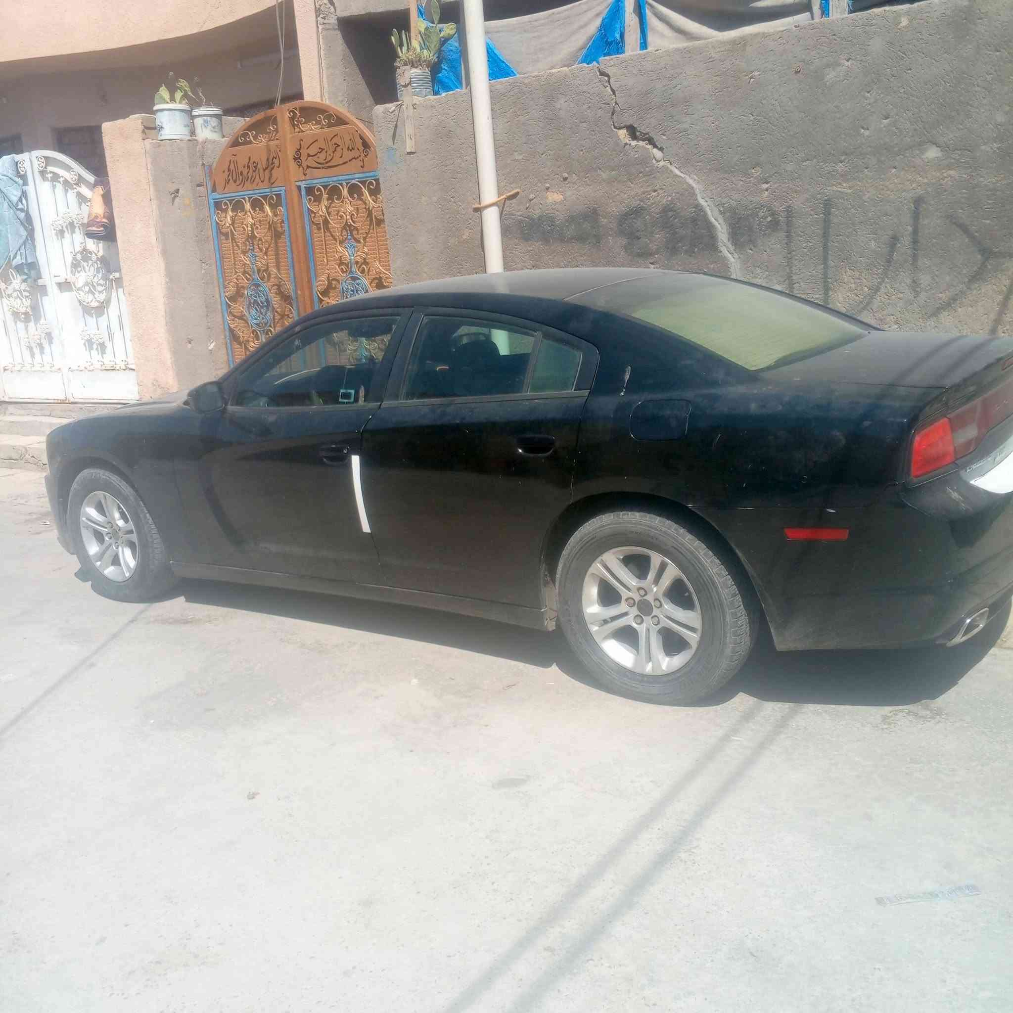 جاجر موديل 2014 رقم بغداد حادث سرقه جاملق وبنيد 
للتواصل ***********
